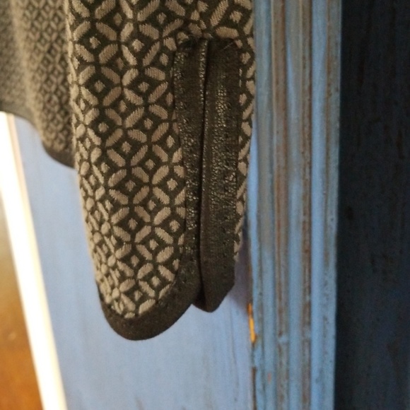 Max Studio Dress - Picture 4 of 7